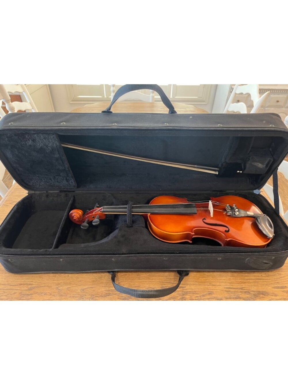 Meisel Mozart 3/4 Violin w/ Bow & Pro Tec Case – Missing Strings